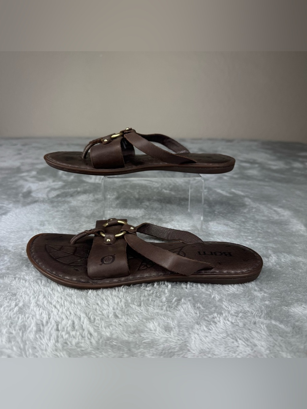 Børn handcrafted leather sandals featuring a  ring detail Sz 6 Boho Casual